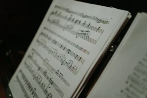 Printable piano sheet music on a piano with beginner-friendly notation